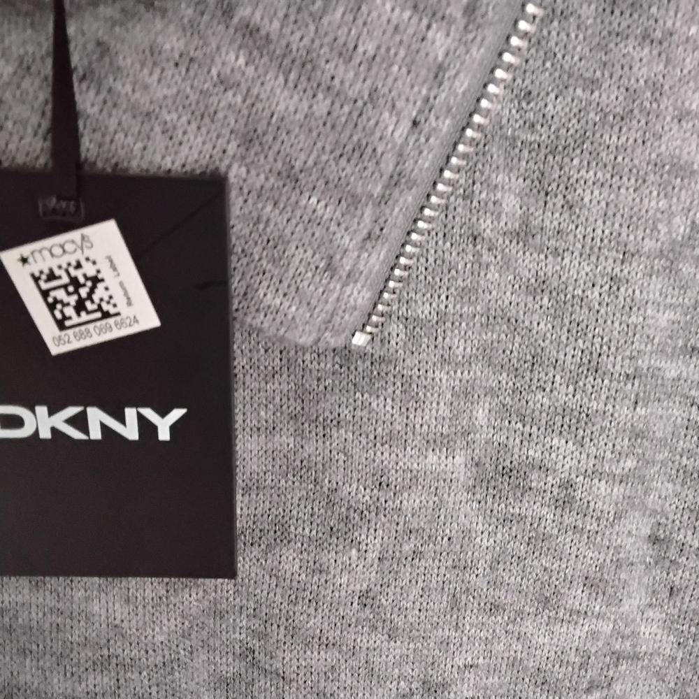 Donna Karen NY Gray Cropped  Sweater Size S. Zipper NWT - Picture 5 of 8